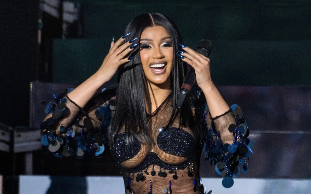 Cardi B Denies “Fight” With Fan at Wireless Festival