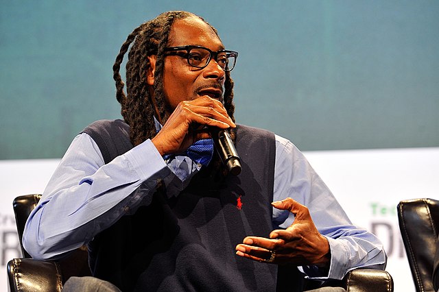 Snoop Dogg Goes Off About Streaming