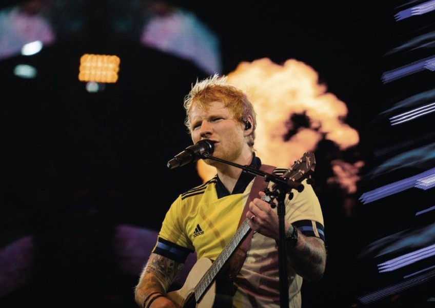 “That’s Not Me” Is How Ed Sheeran Removes Himself From The Super Bowl Halftime Lineup