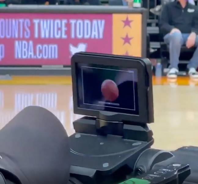 People Are Amazed By The “Insane” Skills Of An NBA Cameraman