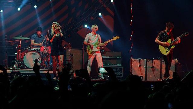 Fans Of Paramore Are In A Severe Panic When The Band Removes All Of Its Social Media And Website