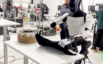 People Are Split When Elon Musk Unveiled A Robot That Can Fold Clothing