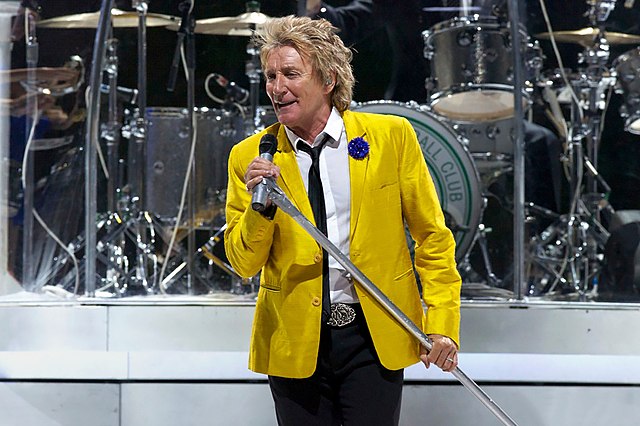 Rod Stewart, 79, Shows No Signs Of Slowing Down, With A New Swing Record With Jools Holland