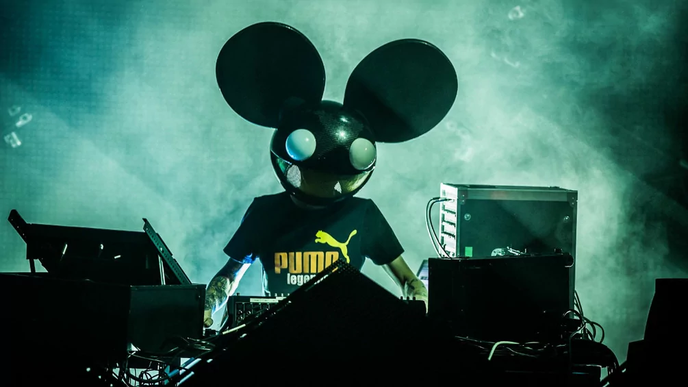 Deadmau5 Was So Taken Aback By A Man’s Voice When He Opened His Random Message That He Signed Him Right Away