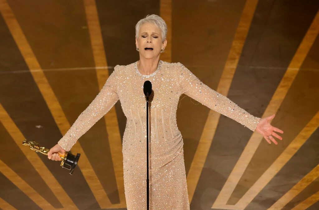 Jamie Lee Curtis Departed The Oscars Early For A Very Personal Reason