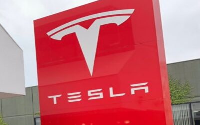 Tesla Driver Posts Their First Power Bill In 12 Months, Leaving Some Stunned By The Amount