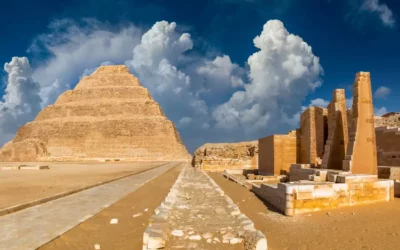 Experts Believe The Egyptians Had Help To Build The Pyramids From An Unexpected Source