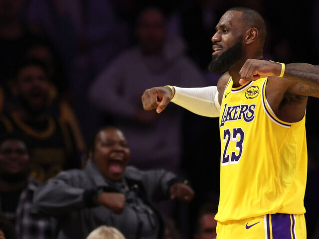 LeBron Breaks Record He Set; Oldest Player To Reach 3 Consecutive Triple Doubles Five Years Ago